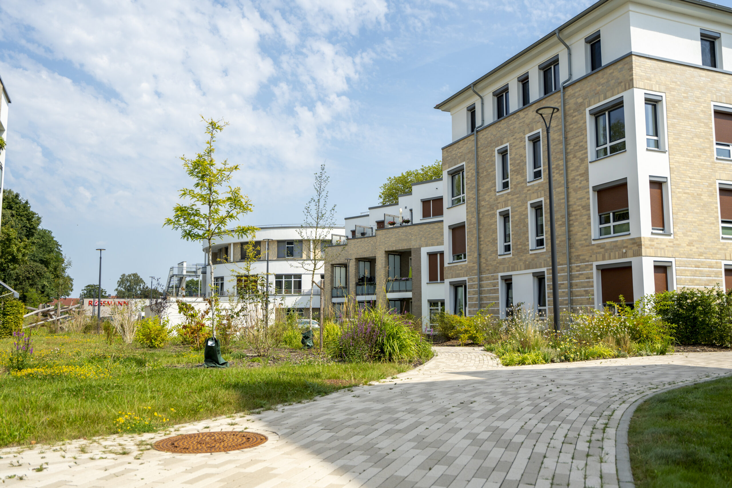 Wohnanlage Preußenstraße mit Grünflächen und Wegen