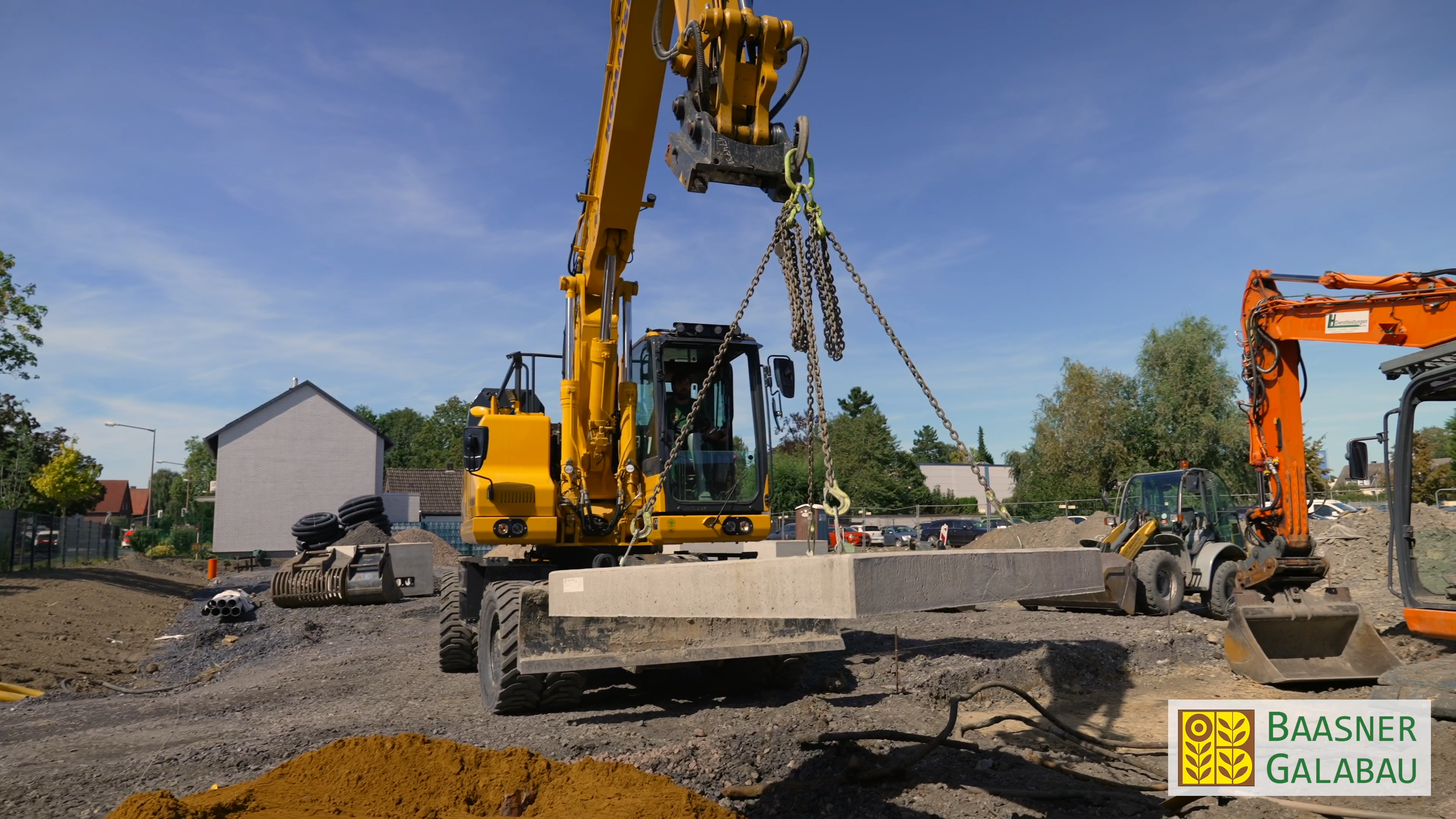 Bagger und Radlader im Einsatz auf der Baustelle SIBA Lünen