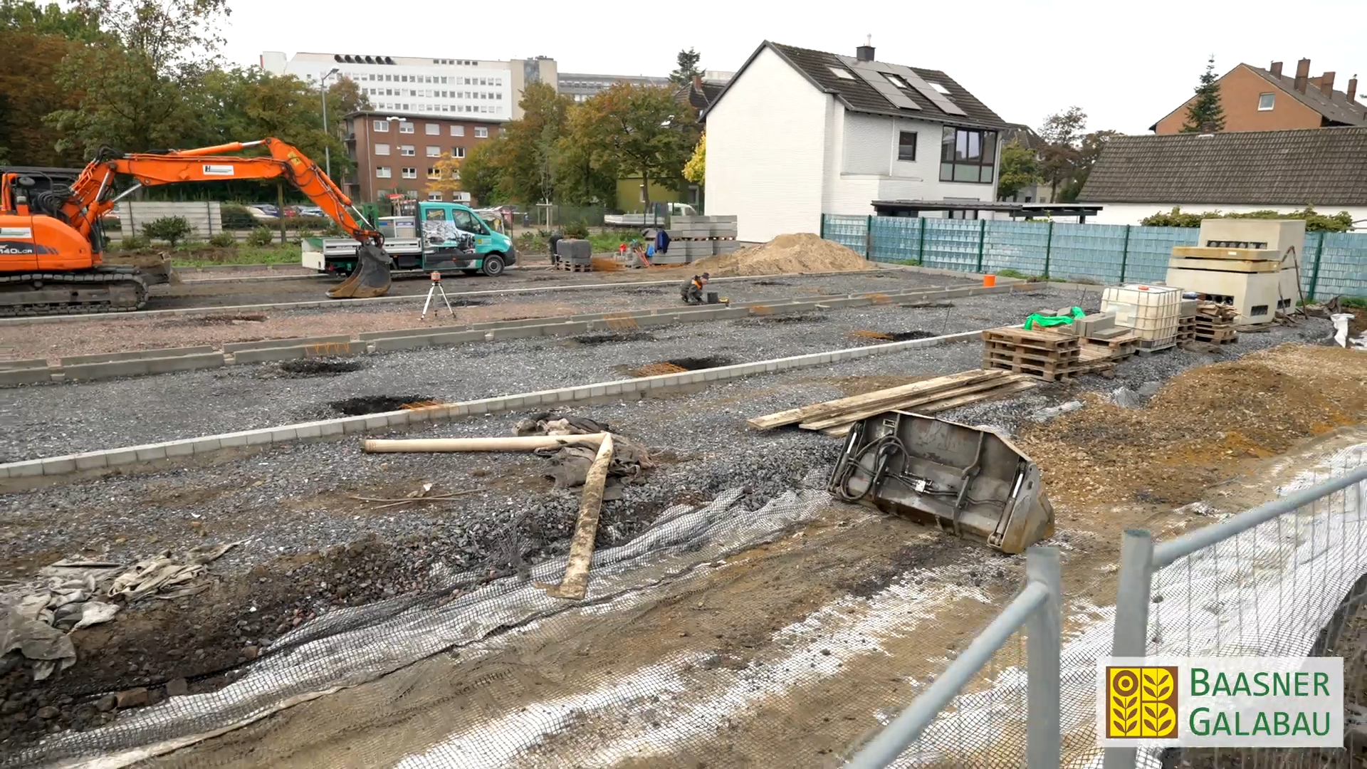 Baustelle mit Schalung und Baumaschinen bei SIBA Lünen